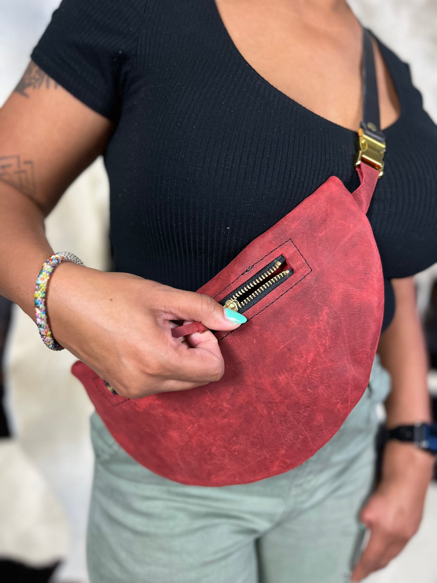 Agostino Sling Bag