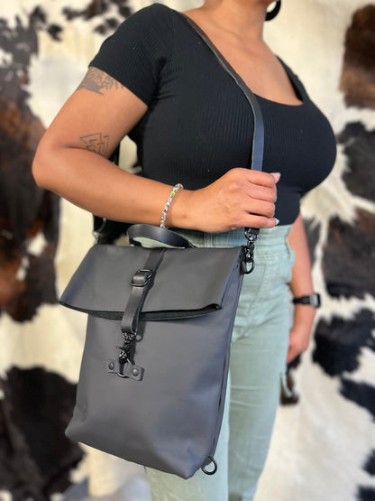 Medium Transition Bag - Black